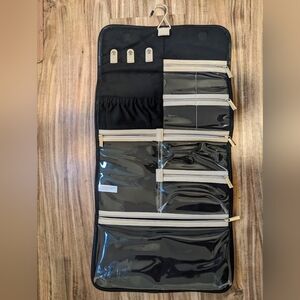 BEIS hanging travel jewelry bag